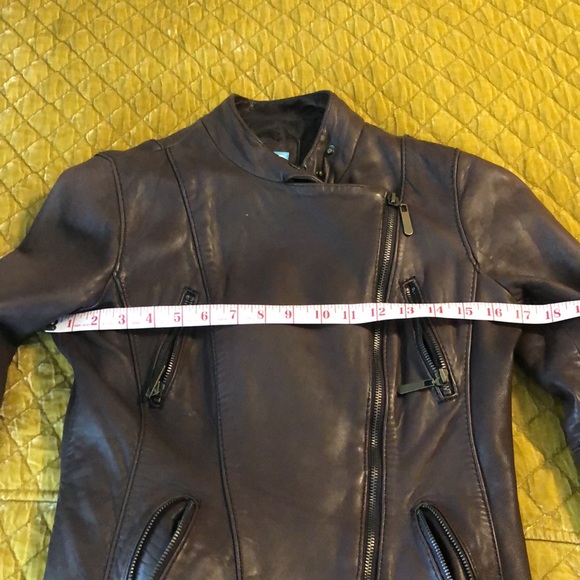 Beautiful Barneys Dark Brown Leather jacket Small EUC - Picture 4 of 6